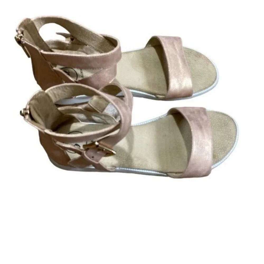 Sale firm @ Bullboxer B52 Ella  Vegan Leather Strappy Open Toe in size 7